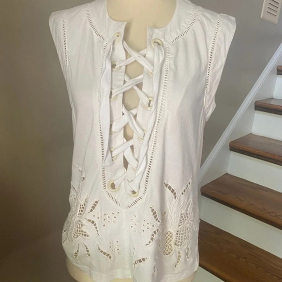 Anthropologie Grommet Embroidered Sleeveless Top - Picture 1 of 6